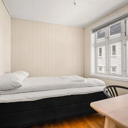 Charming Townhouse - Walk Everywhere! * ベルゲン