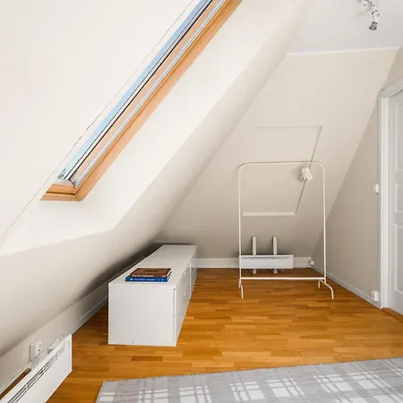 Charming Townhouse - Walk Everywhere! * Берген