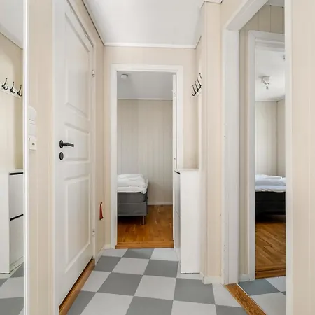Charming Townhouse - Walk Everywhere! Берген
