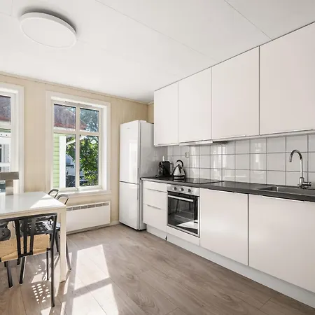 아파트 Charming Townhouse - Walk Everywhere!